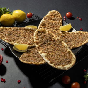 لحم بالعجين دبس رمان
